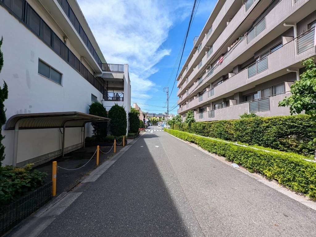 コスモ小竹向原　南側 前面道路